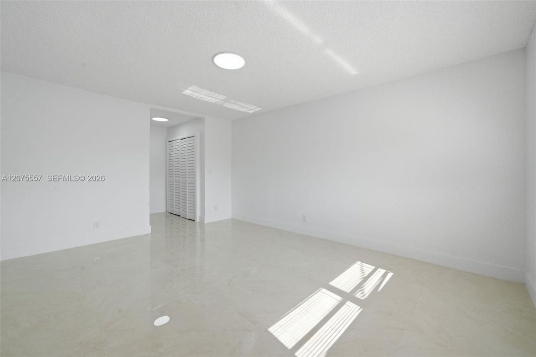 For Rent: $3,400 (3 beds, 2 baths, 1440 Square Feet)