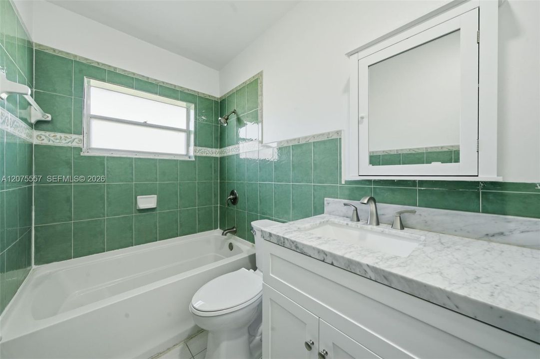 For Rent: $3,400 (3 beds, 2 baths, 1440 Square Feet)