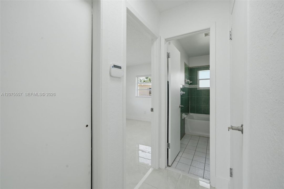 For Rent: $3,400 (3 beds, 2 baths, 1440 Square Feet)
