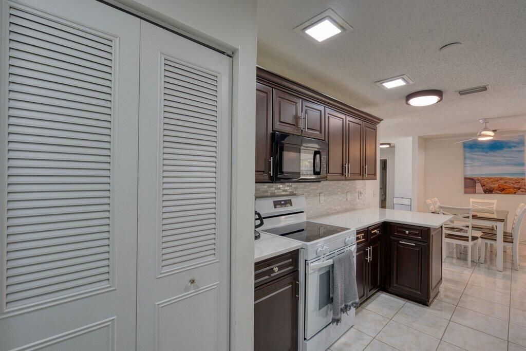 DSC07192_HDR.jpeg-SMALL