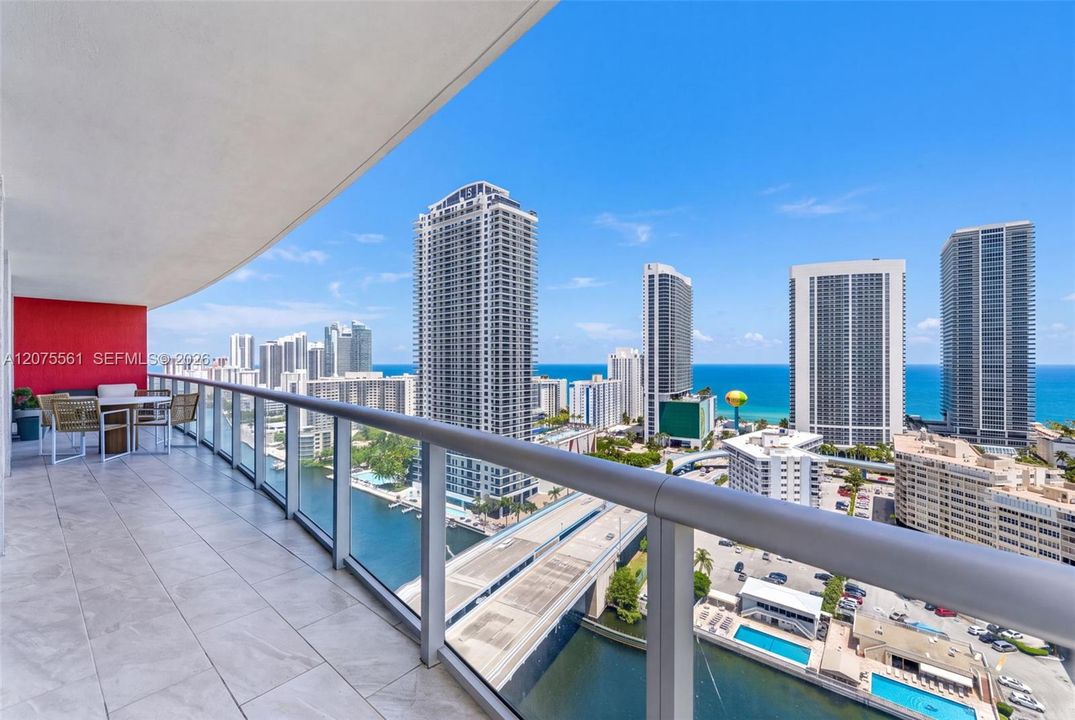 Wrap around balcony