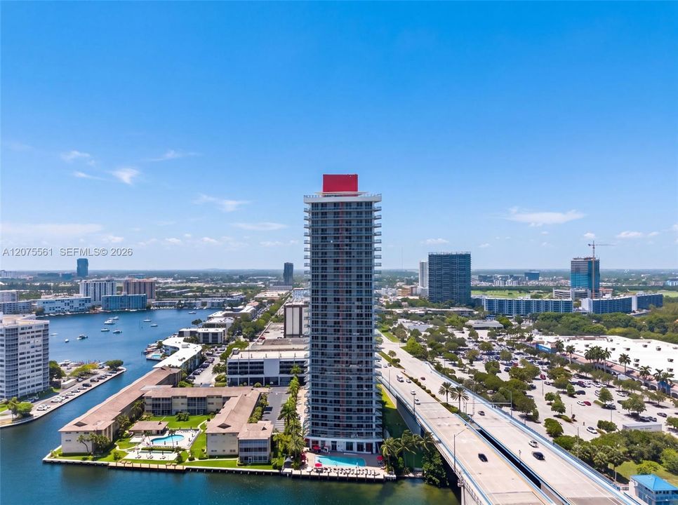 For Rent: $6,500 (3 beds, 3 baths, 1737 Square Feet)