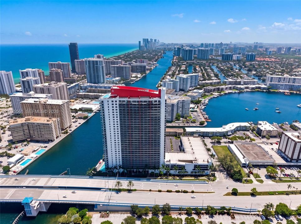 For Rent: $6,500 (3 beds, 3 baths, 1737 Square Feet)