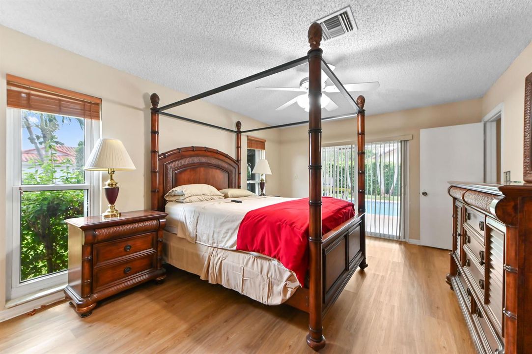 18 bedroom 03