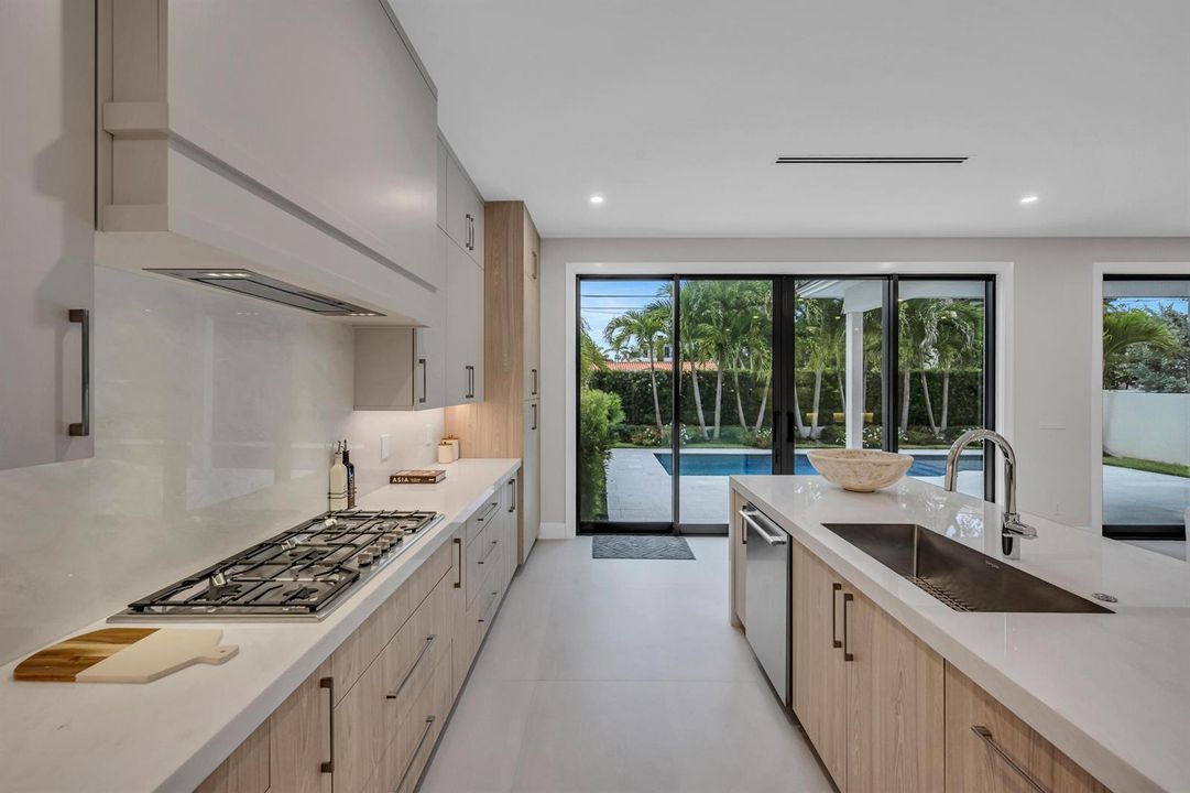 1625 SE 1ST, FORT LAUDERDALE--31