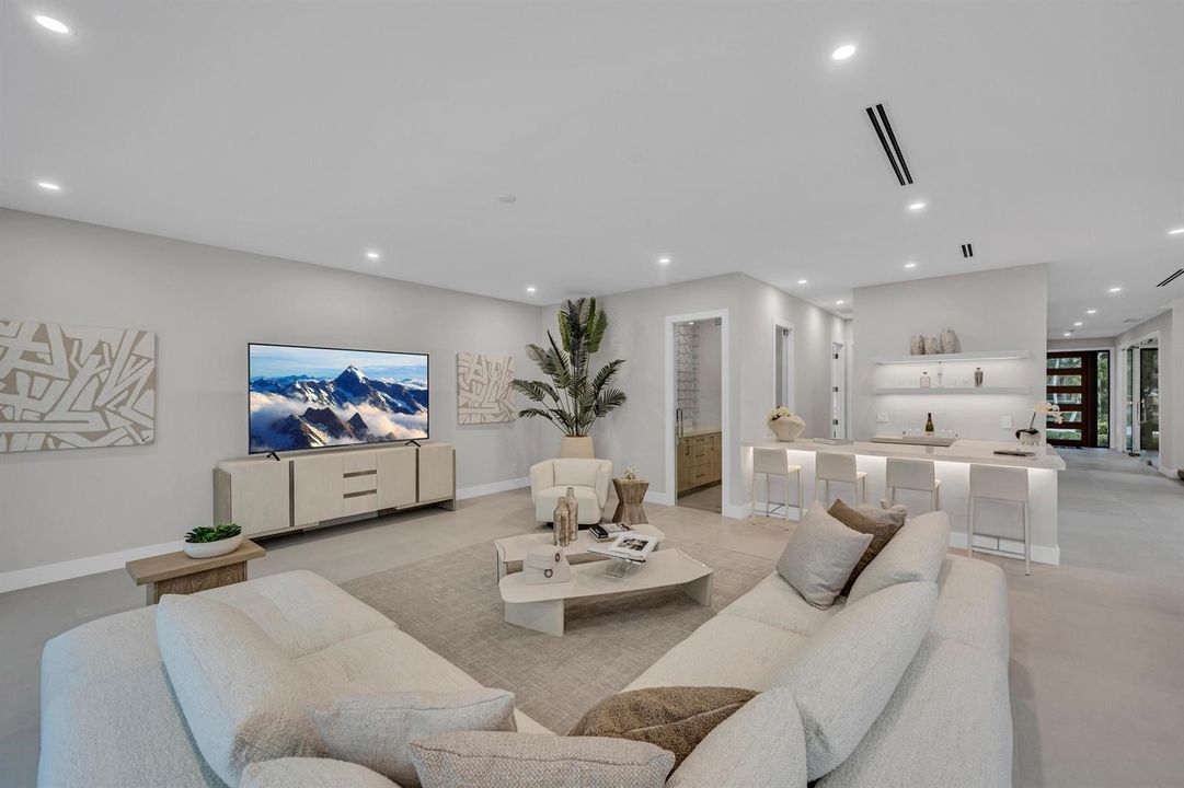 1625 SE 1ST, FORT LAUDERDALE--32