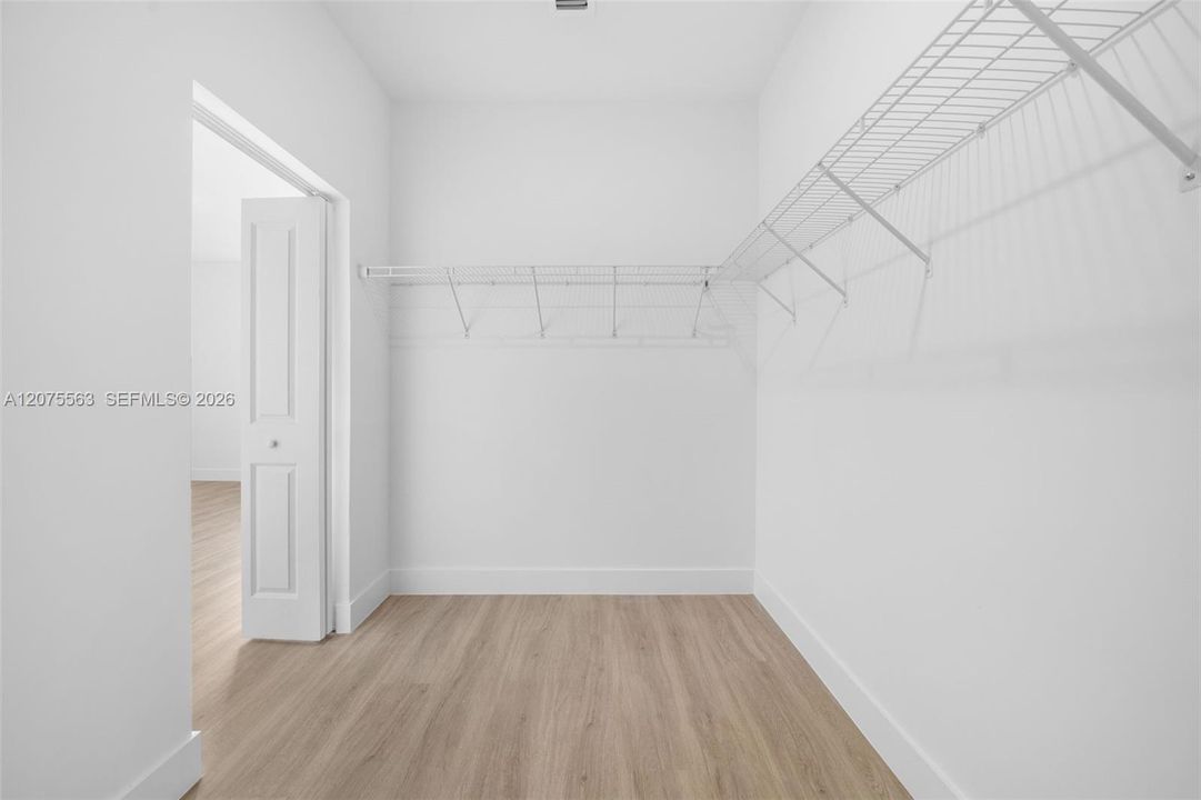 En Renta: $2,750 (3 camas, 2 baños, 1558 Pies cuadrados)