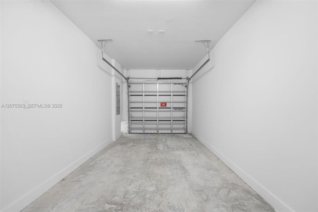 En Renta: $2,750 (3 camas, 2 baños, 1558 Pies cuadrados)