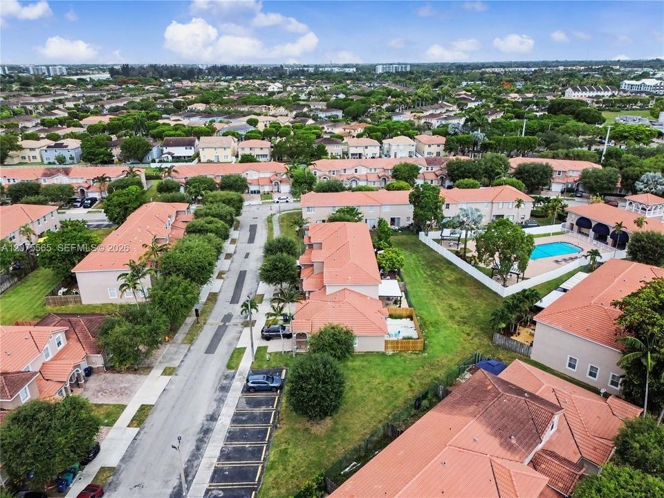 For Sale: $399,999 (3 beds, 2 baths, 1235 Square Feet)