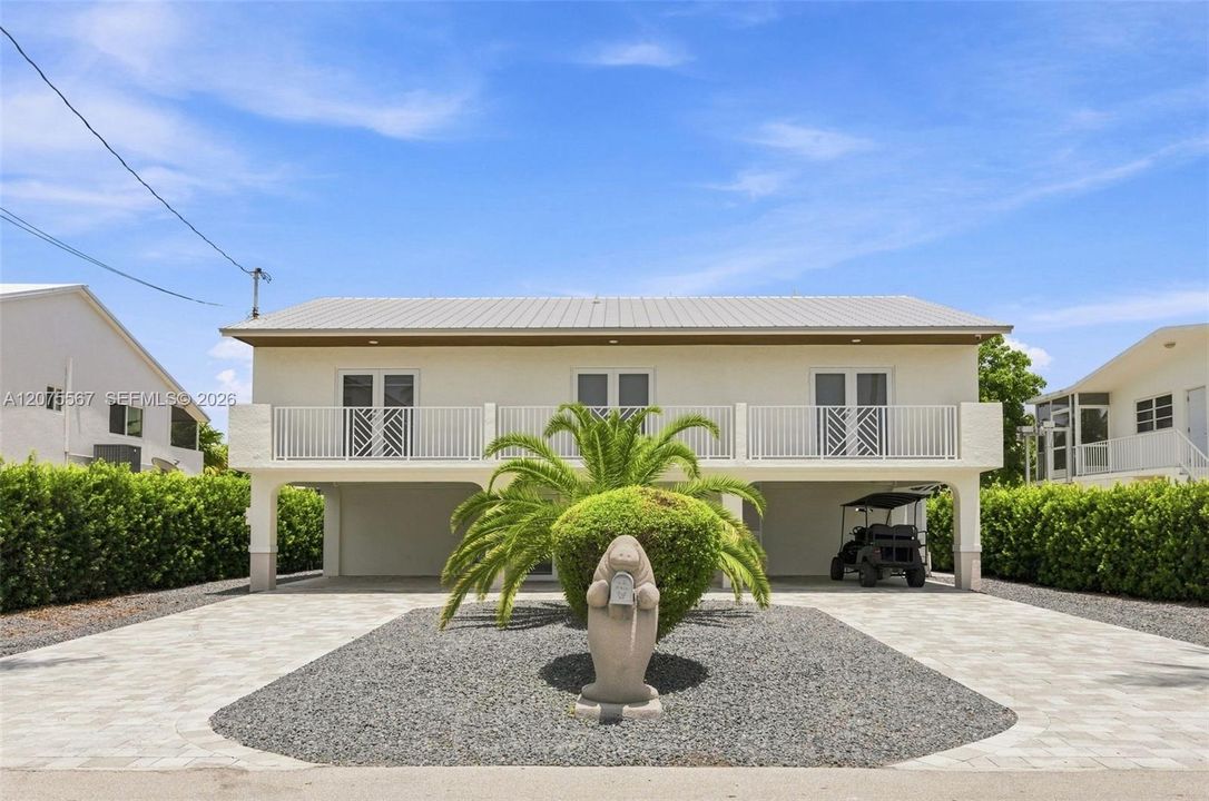 For Rent: $15,000 (3 beds, 4 baths, 1700 Square Feet)
