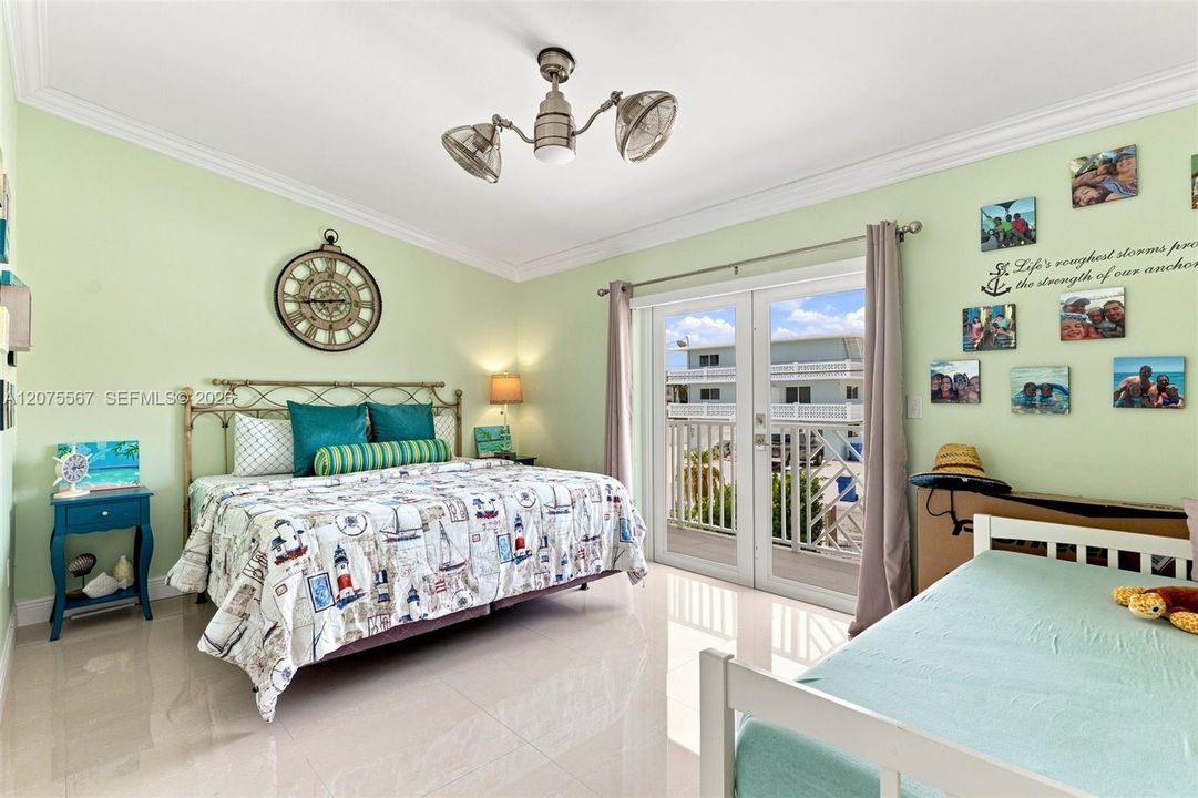 For Rent: $15,000 (3 beds, 4 baths, 1700 Square Feet)