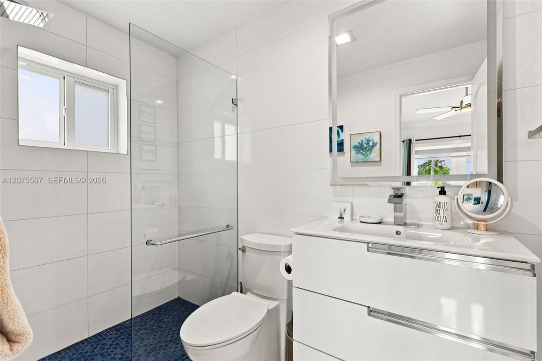 For Rent: $15,000 (3 beds, 4 baths, 1700 Square Feet)