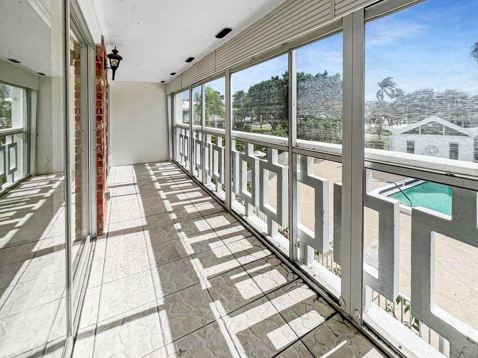14- 331 Tequesta Dr 216
