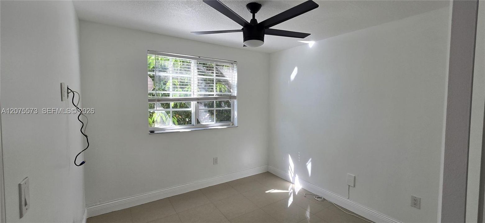 For Rent: $2,600 (3 beds, 2 baths, 1084 Square Feet)