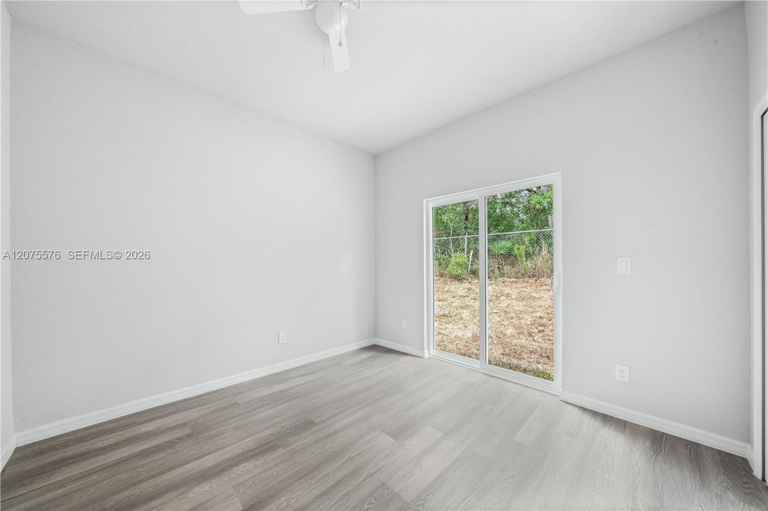 For Rent: $1,700 (3 beds, 2 baths, 1330 Square Feet)