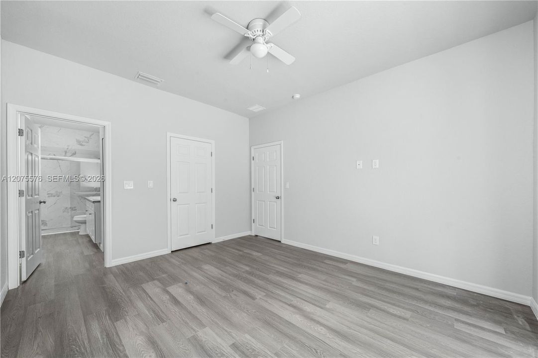For Rent: $1,700 (3 beds, 2 baths, 1330 Square Feet)