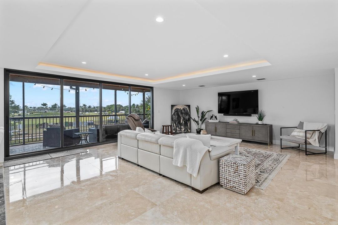 2785 Polo Island Dr Apt J301-large-041-0
