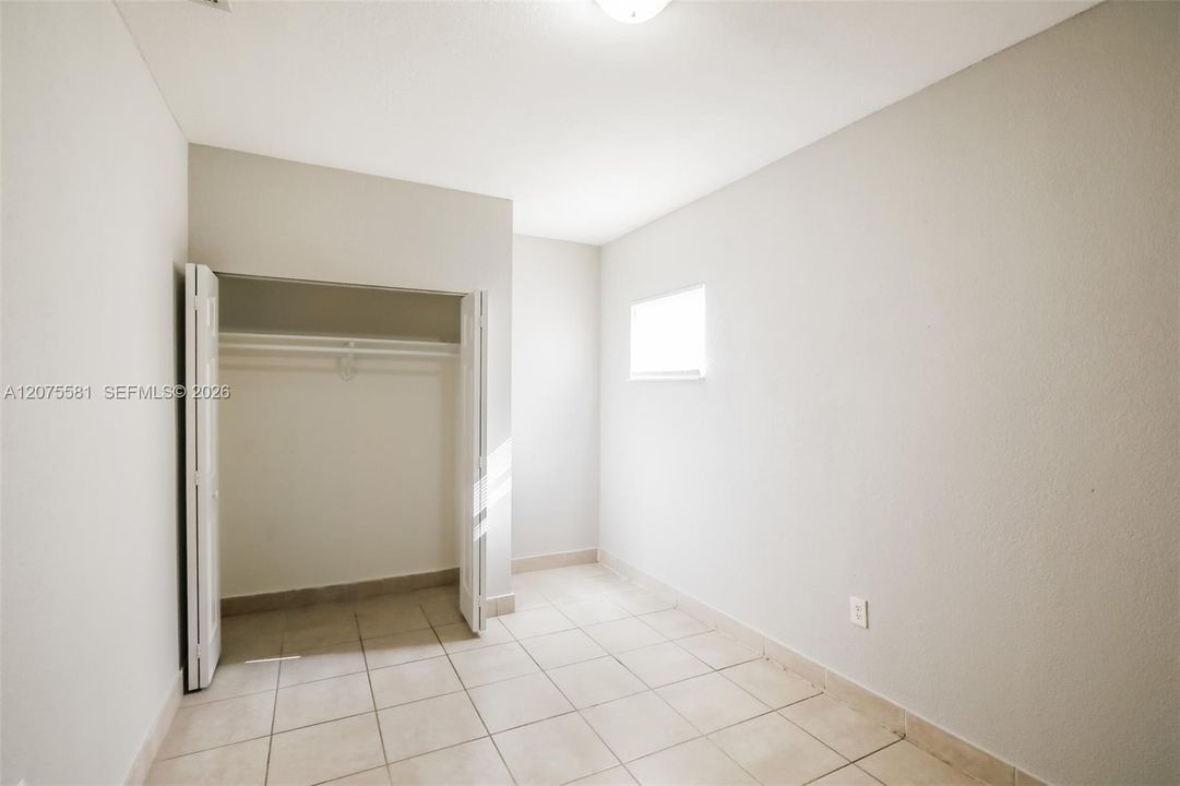 For Rent: $2,800 (4 beds, 2 baths, 1544 Square Feet)