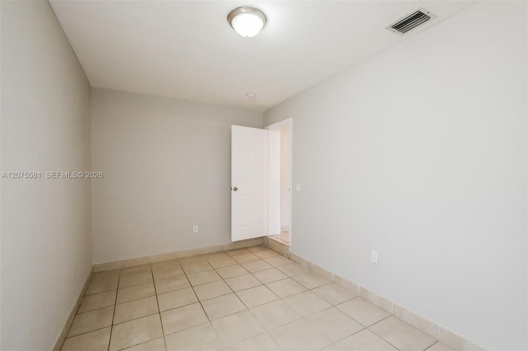 For Rent: $2,800 (4 beds, 2 baths, 1544 Square Feet)