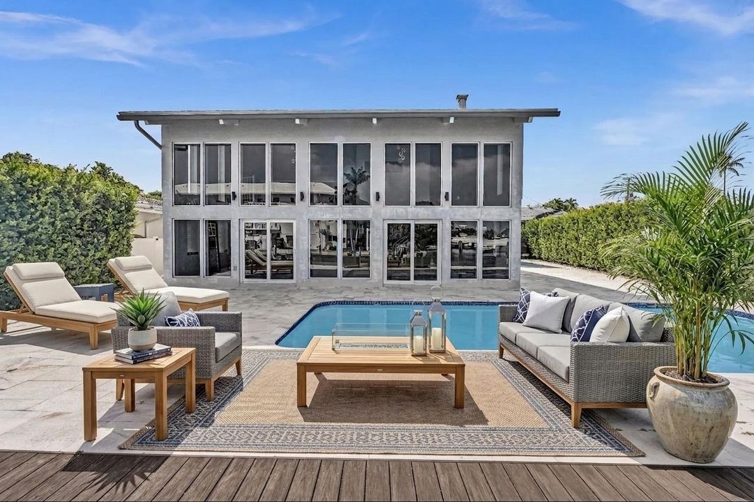 Patio_pool_