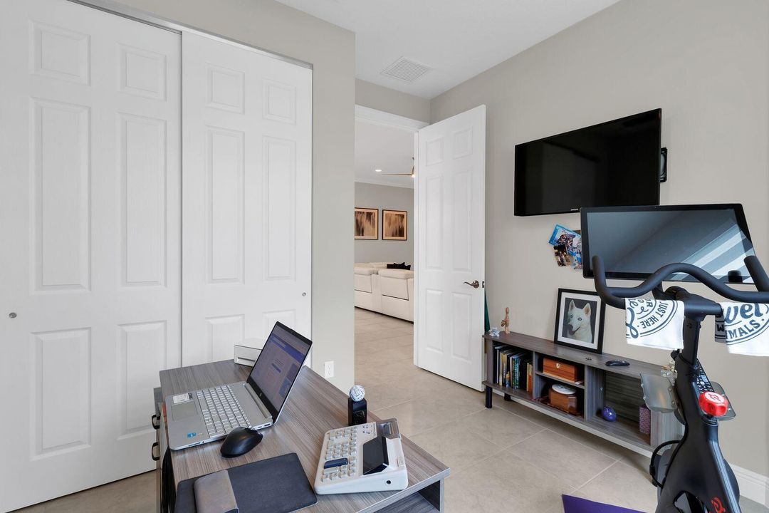 3rd Bedroom/office
