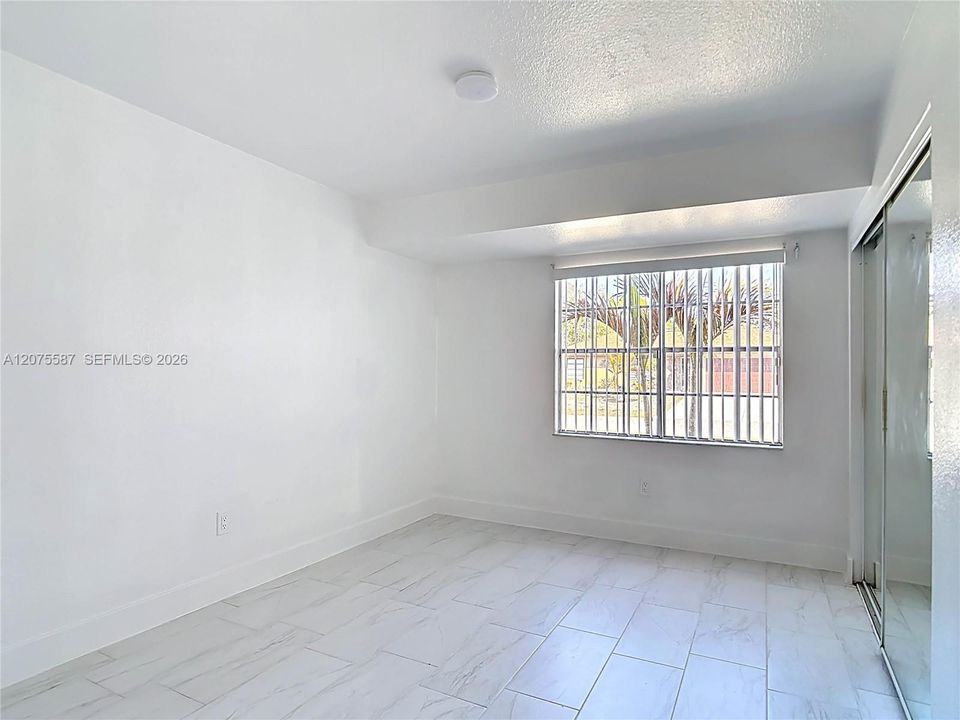 В аренду: $1,900 (3 спален, 2 ванн, 0 Квадратных фут)