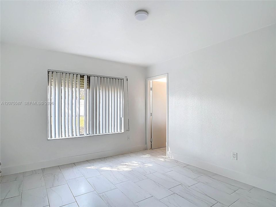 В аренду: $1,900 (3 спален, 2 ванн, 0 Квадратных фут)