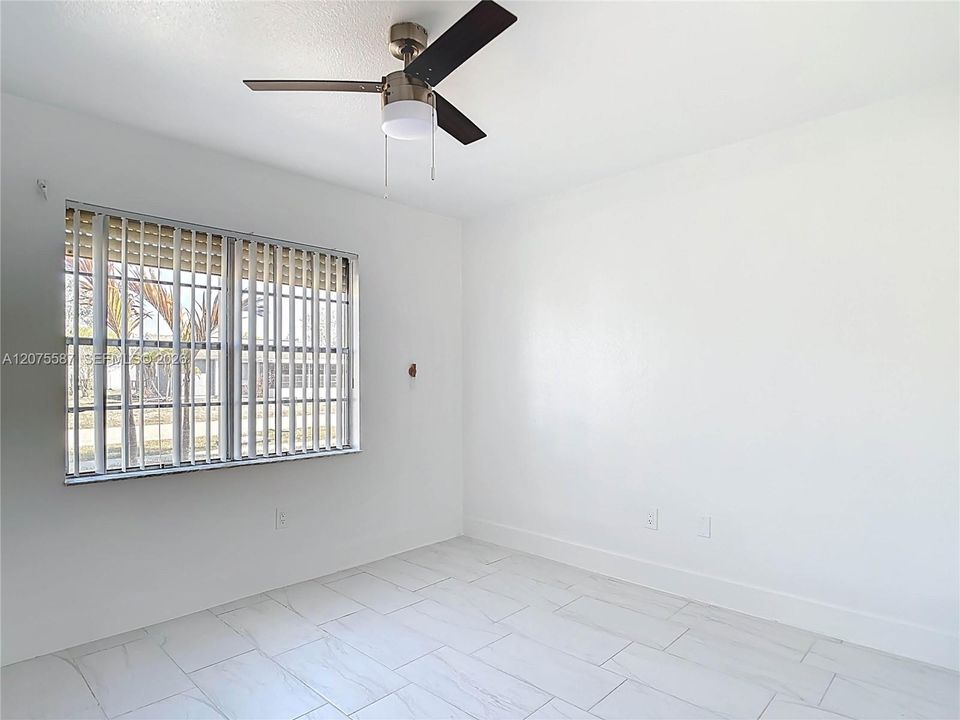 В аренду: $1,900 (3 спален, 2 ванн, 0 Квадратных фут)