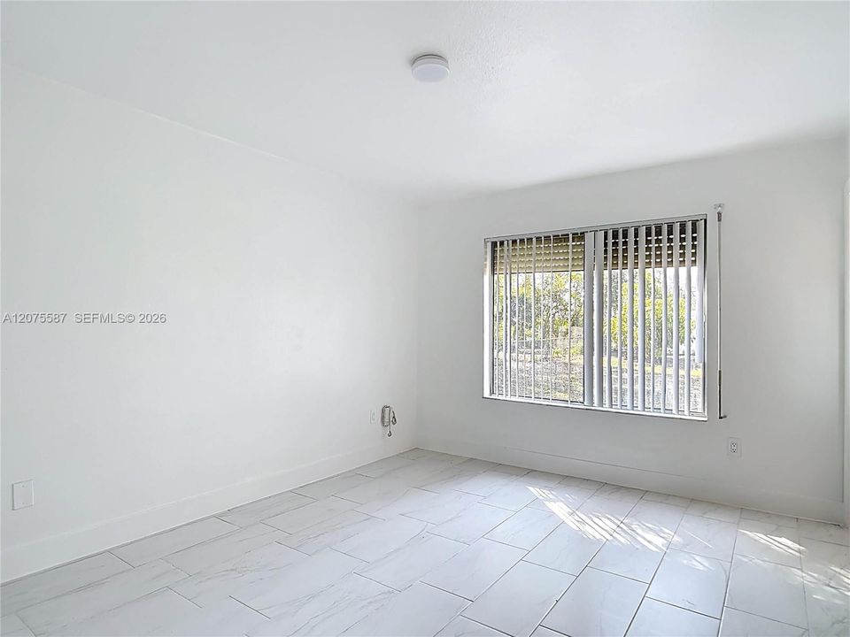 В аренду: $1,900 (3 спален, 2 ванн, 0 Квадратных фут)