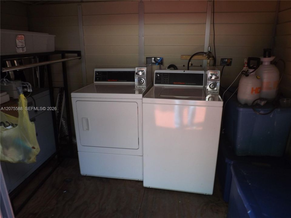 En Venta: $1,200,000 (6 camas, 6 baños, 3202 Pies cuadrados)