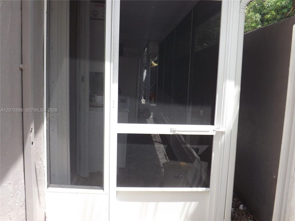 En Venta: $1,200,000 (6 camas, 6 baños, 3202 Pies cuadrados)