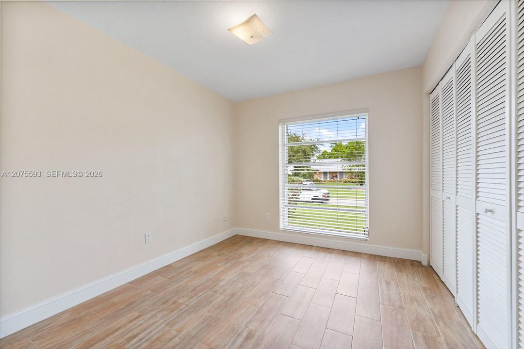 В аренду: $5,200 (4 спален, 2 ванн, 1752 Квадратных фут)