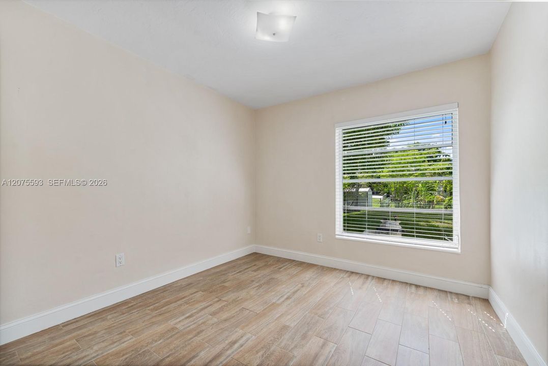 В аренду: $5,200 (4 спален, 2 ванн, 1752 Квадратных фут)