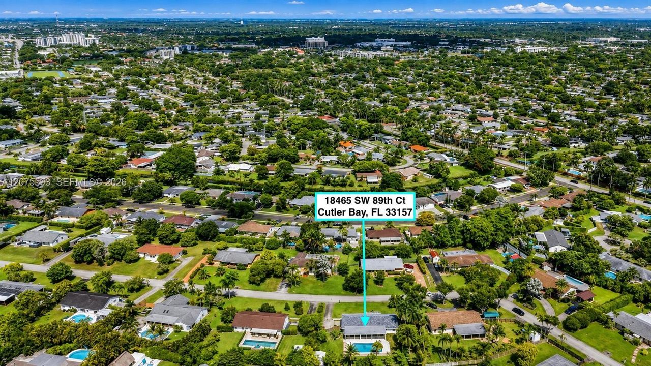 В аренду: $5,200 (4 спален, 2 ванн, 1752 Квадратных фут)