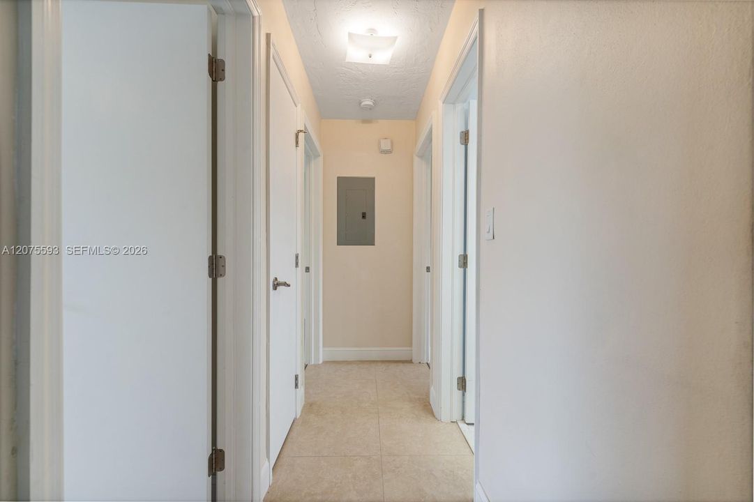 В аренду: $5,200 (4 спален, 2 ванн, 1752 Квадратных фут)