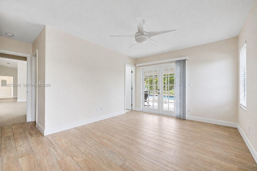 В аренду: $5,200 (4 спален, 2 ванн, 1752 Квадратных фут)