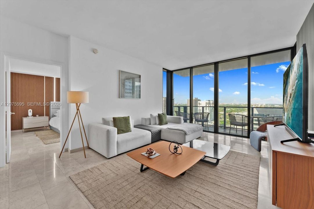 En Venta: $1,099,000 (2 camas, 2 baños, 1400 Pies cuadrados)