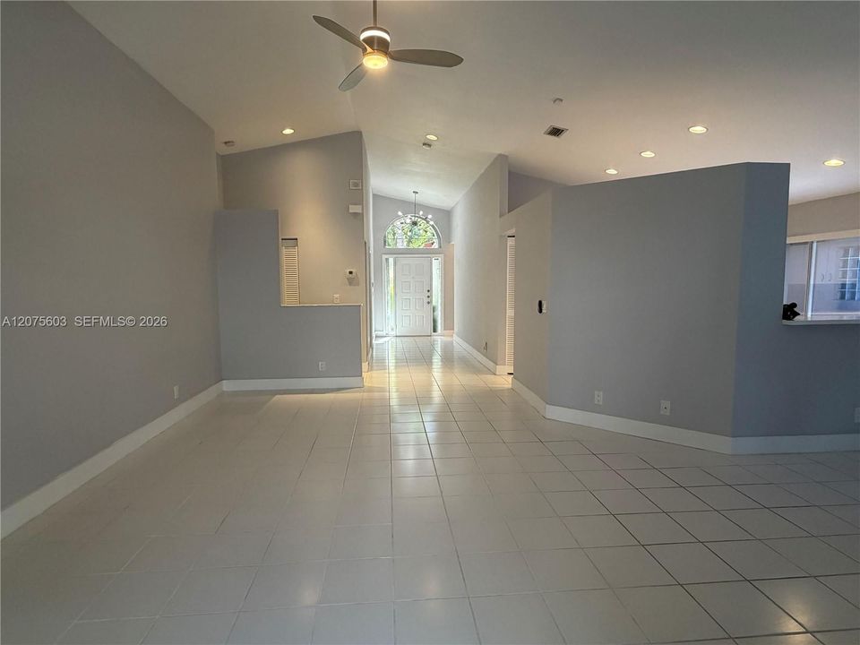 For Rent: $3,400 (3 beds, 2 baths, 1622 Square Feet)