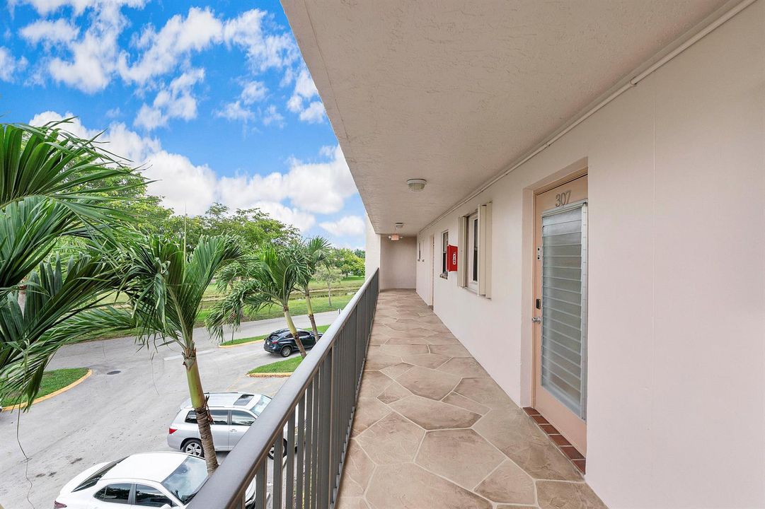 10444 Nw 30th Ct u307_036