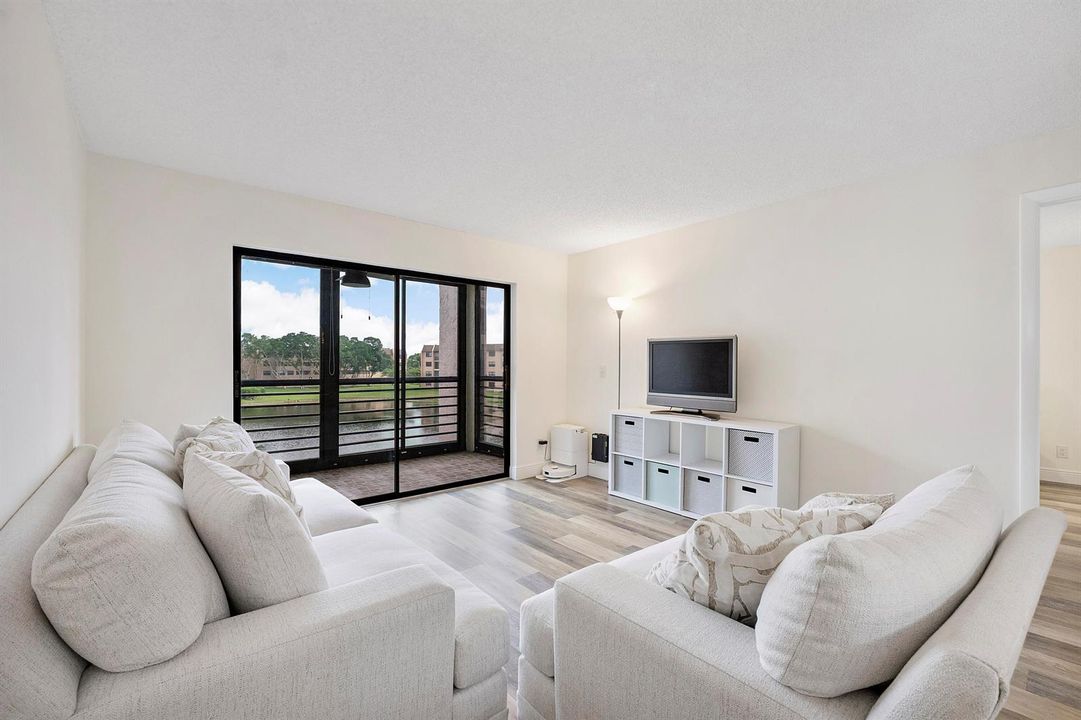 10444 Nw 30th Ct u307_022