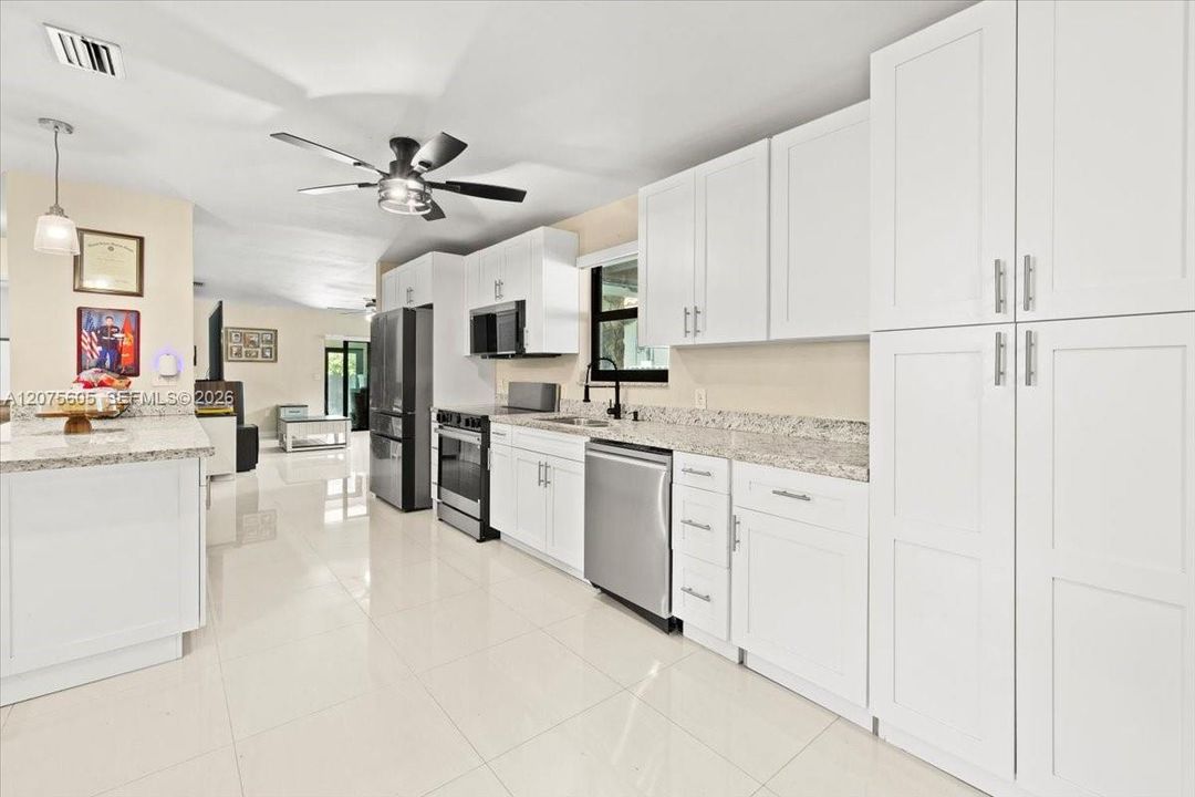 For Rent: $4,000 (4 beds, 2 baths, 1643 Square Feet)