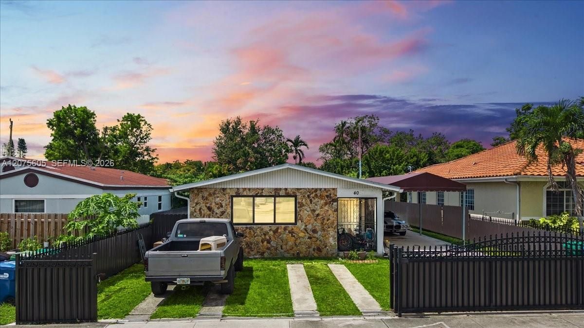 For Rent: $4,000 (4 beds, 2 baths, 1643 Square Feet)