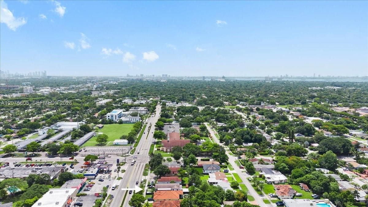 For Rent: $4,000 (4 beds, 2 baths, 1643 Square Feet)