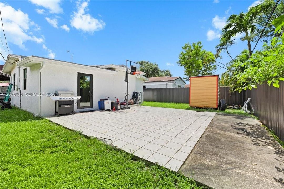 For Rent: $4,000 (4 beds, 2 baths, 1643 Square Feet)