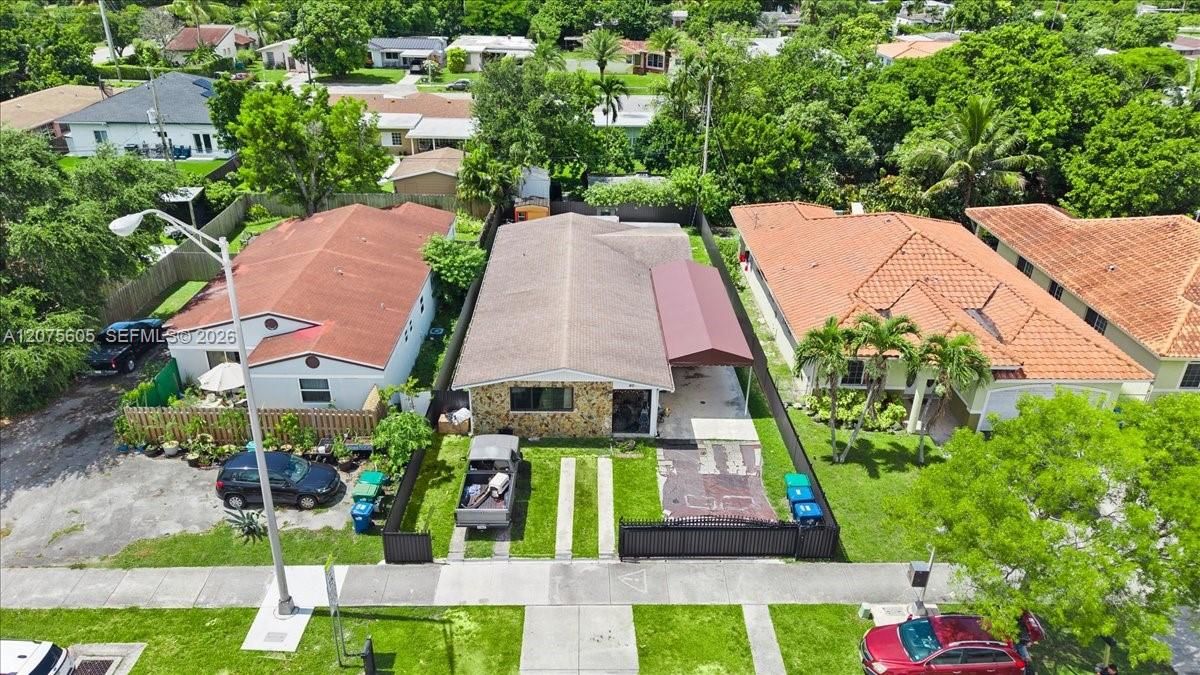 For Rent: $4,000 (4 beds, 2 baths, 1643 Square Feet)