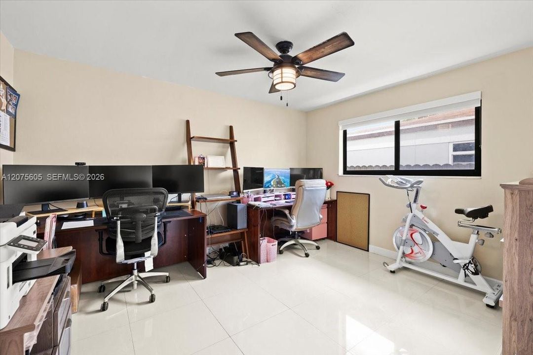For Rent: $4,000 (4 beds, 2 baths, 1643 Square Feet)