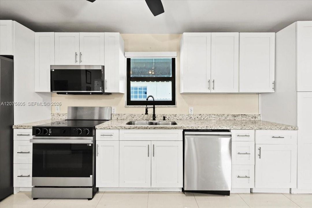 For Rent: $4,000 (4 beds, 2 baths, 1643 Square Feet)
