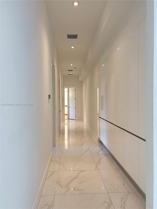 For Sale: $3,149,000 (6 beds, 7 baths, 5184 Square Feet)