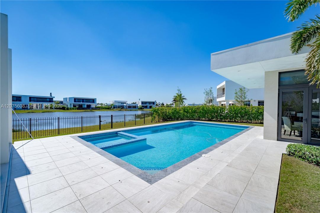For Sale: $3,149,000 (6 beds, 7 baths, 5184 Square Feet)