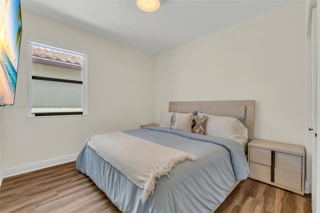 En Venta: $1,075,000 (5 camas, 4 baños, 2992 Pies cuadrados)